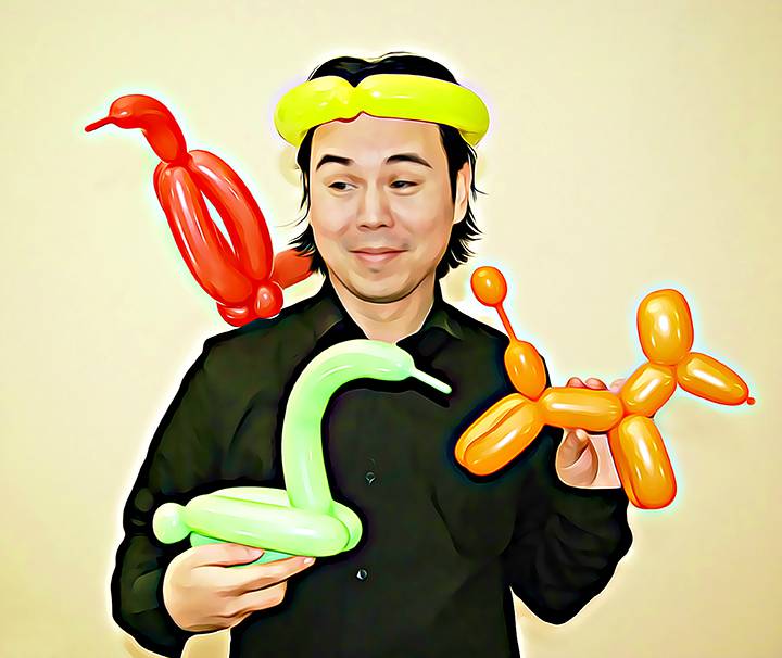yan le magicien avec sculptures de ballons